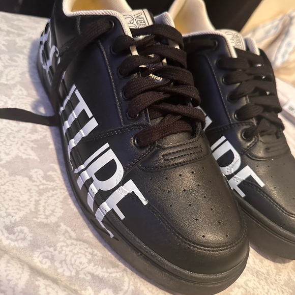 Versace Jeans Couture Logo-printed leather sneakers - Picture 7 of 7